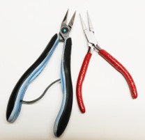 Judy Larson's Adding Loops for Dangles on a Classic Wire Bezel Wrap - , Classic Wire Jewelry, Wire Wrapping, Wrapping, Wire Wrapping Jewelry,  follow all safety precautions pertaining to the tools and supplies